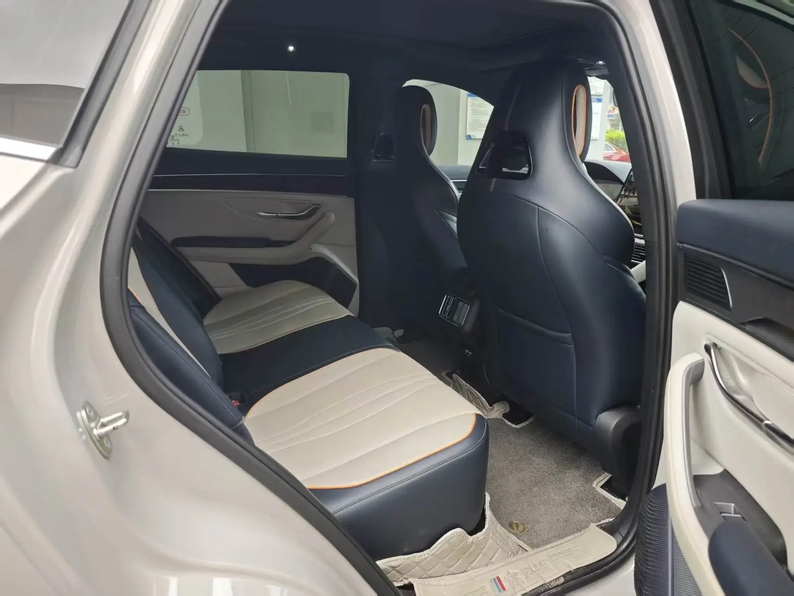 BYD Seal U z Chin na zamówienie