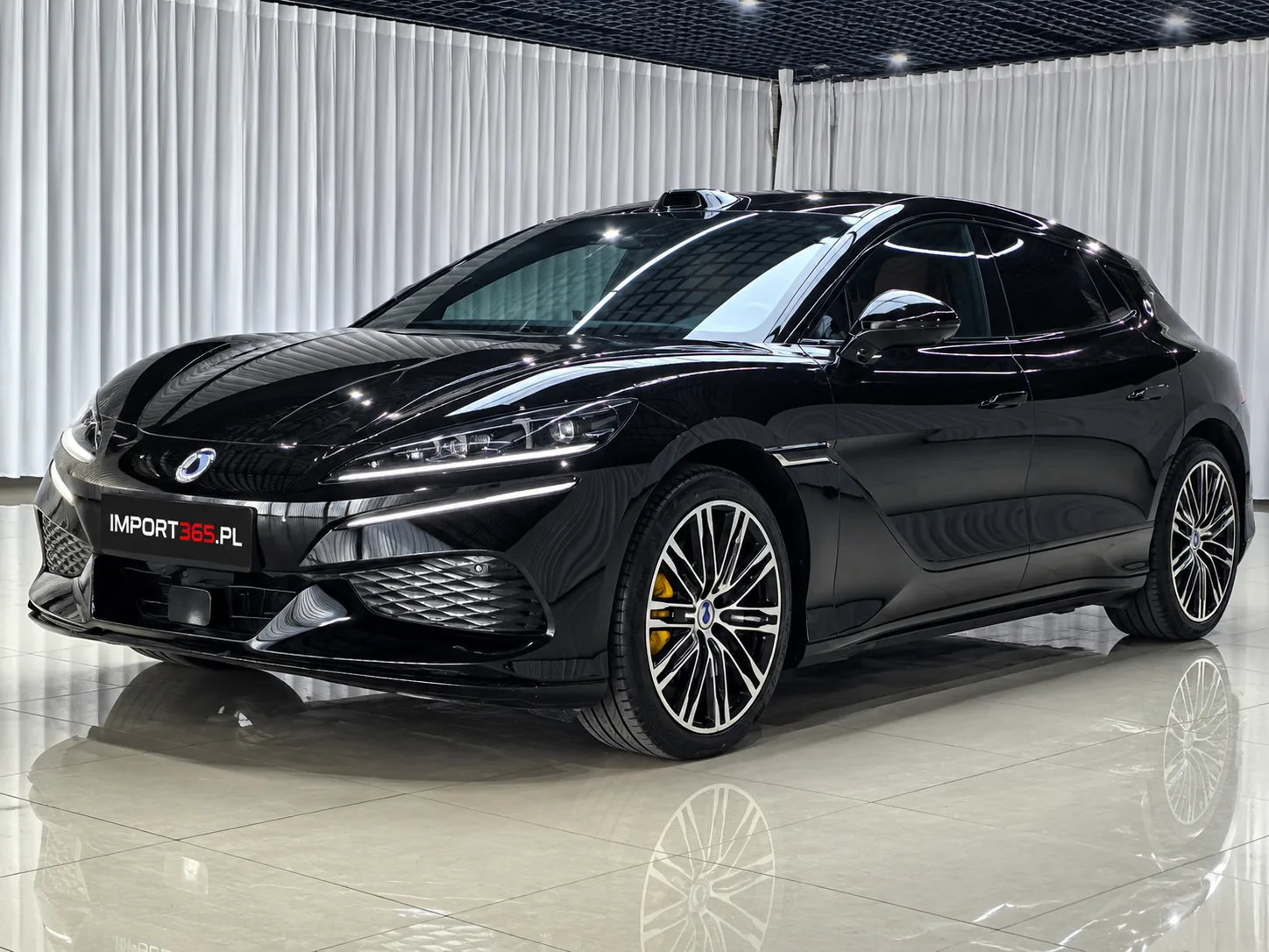 Denza Z9 GT import z chin na zamówienie