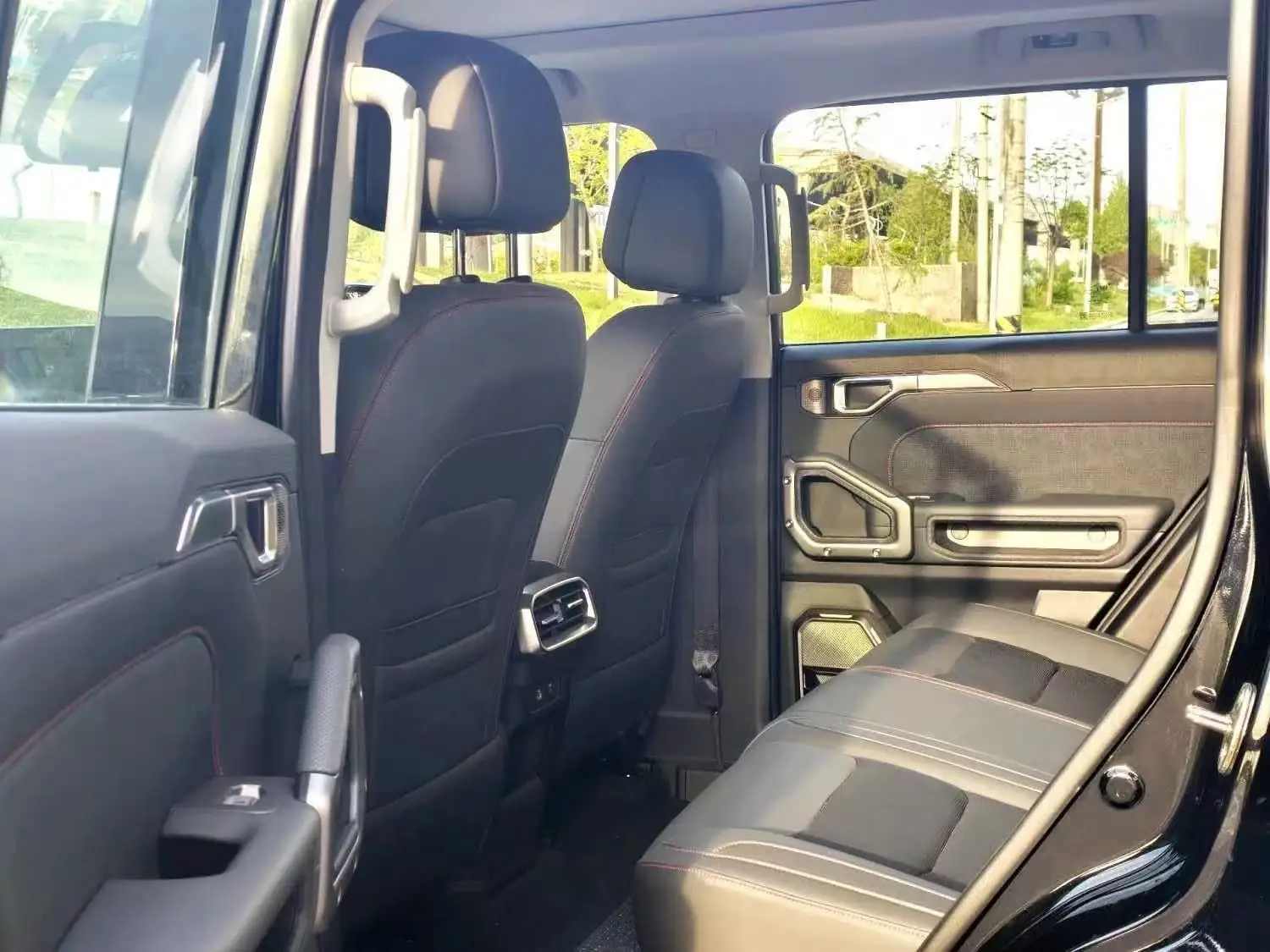 Jetour T2 - obrazek 9
