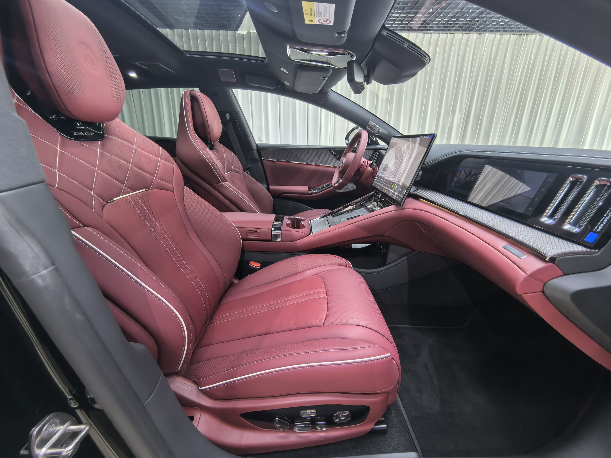 Denza Z9 GT import z chin